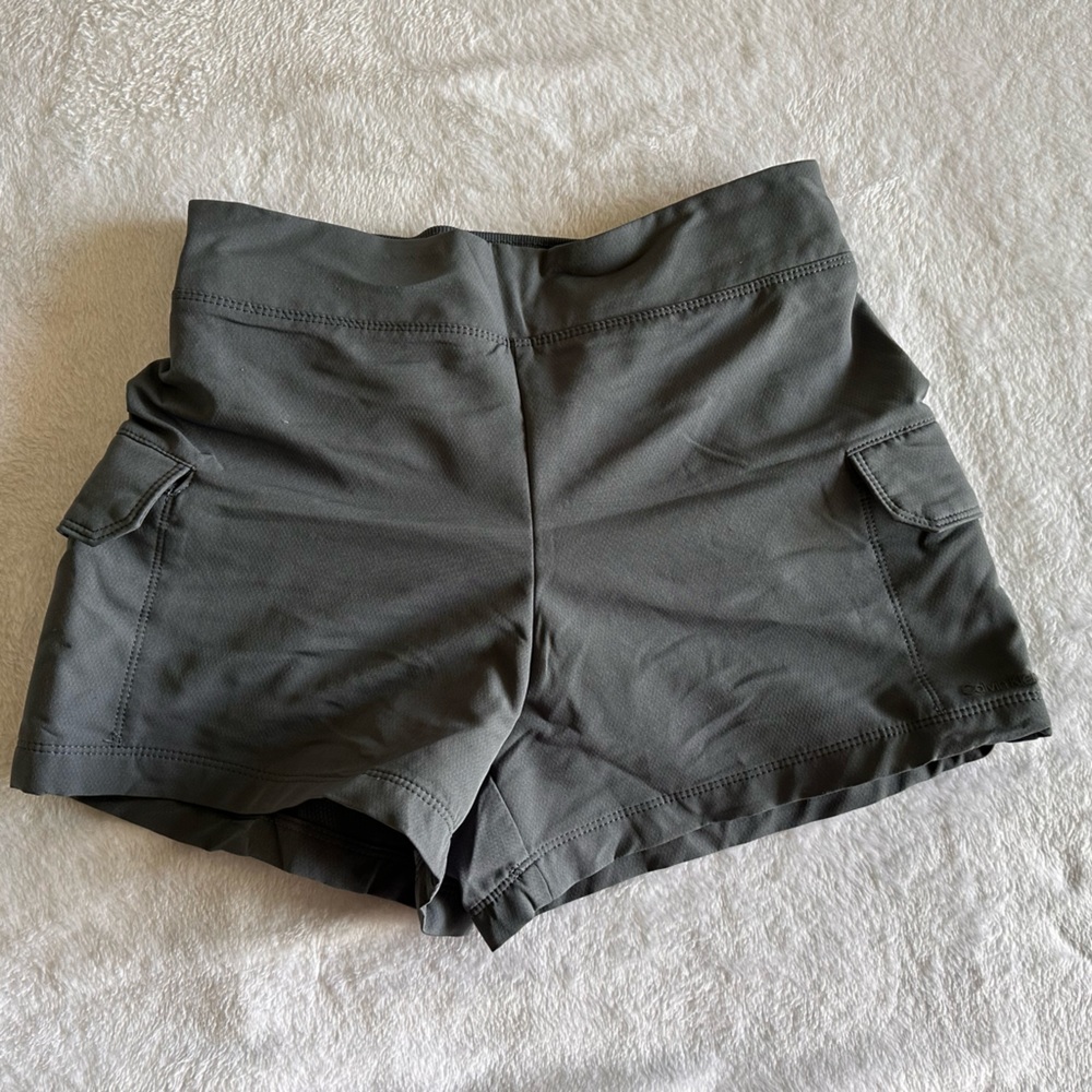 Calvin Klein performance shorts XS with pockets